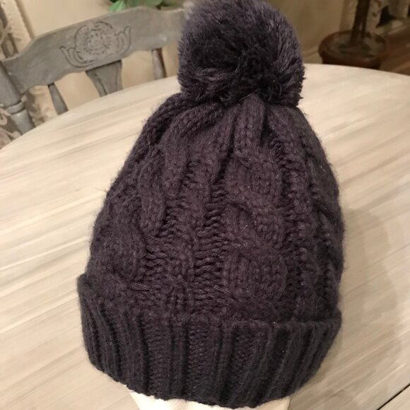 Mountain Ridge Ladies Acrylic Winter Hat One size - Picture 2 of 2